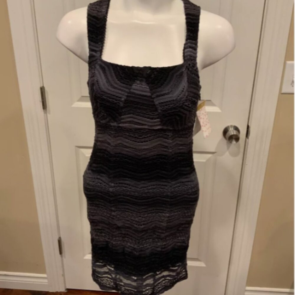 Free People all you ever wanted bodycon dress Size 6. Excellent condition - Picture 2 of 11